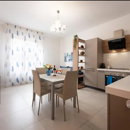 Apartment Charming In