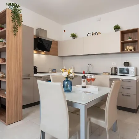 Apartment Charming In